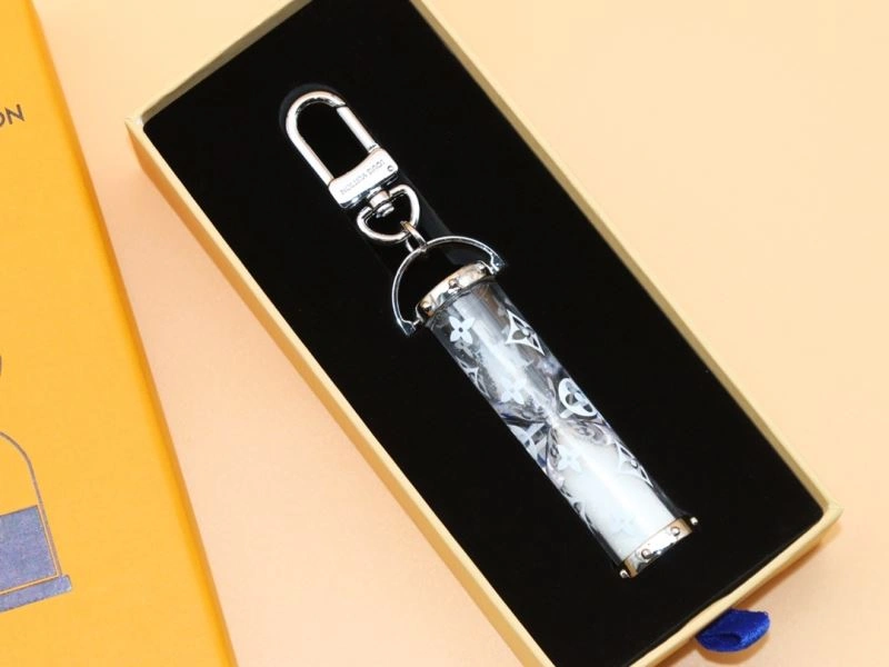 WrinkleFree Louis Vuitton Keychains 267157