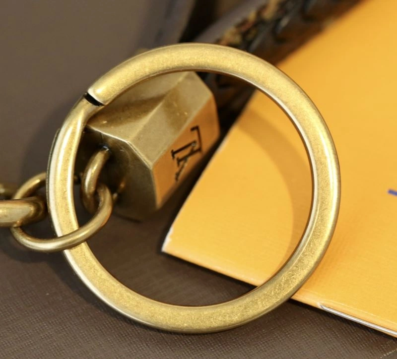 Louis Vuitton Keychains SoftTouch 267150