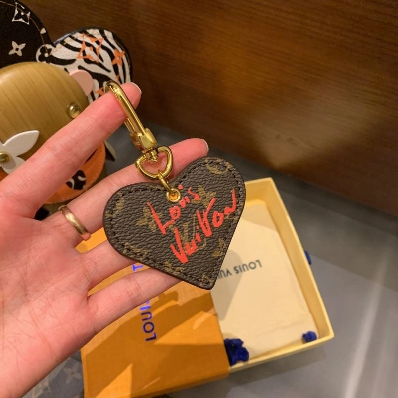 TechFriendly Louis Vuitton Keychains 267165