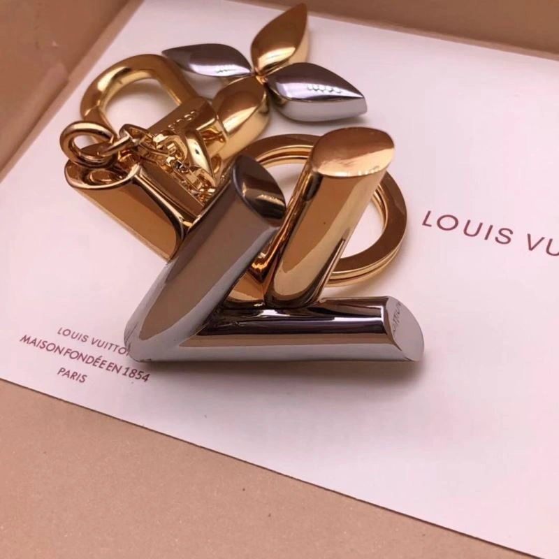 Louis Vuitton Keychains Chic 267171