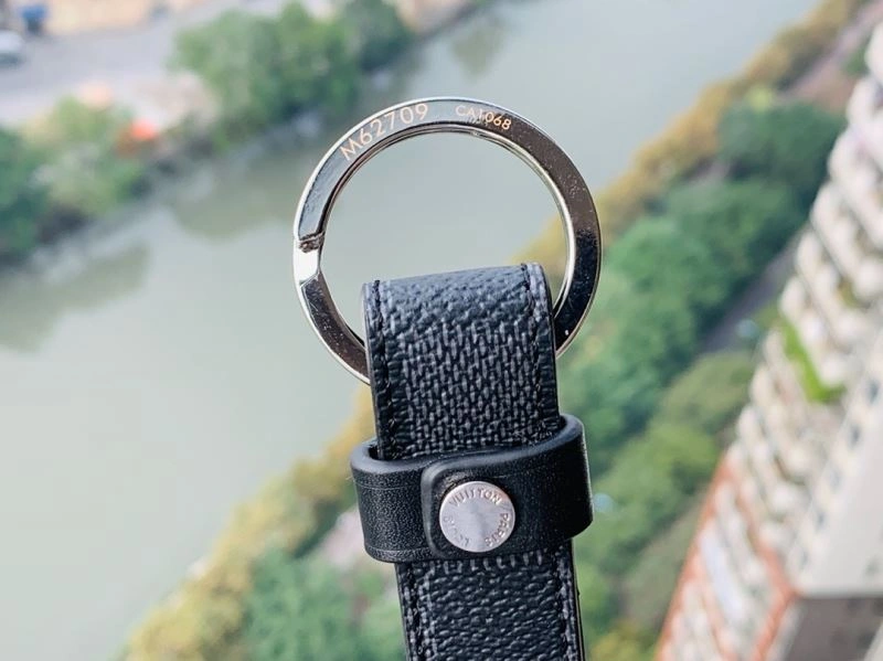 RelaxedFit Louis Vuitton Keychains 267141