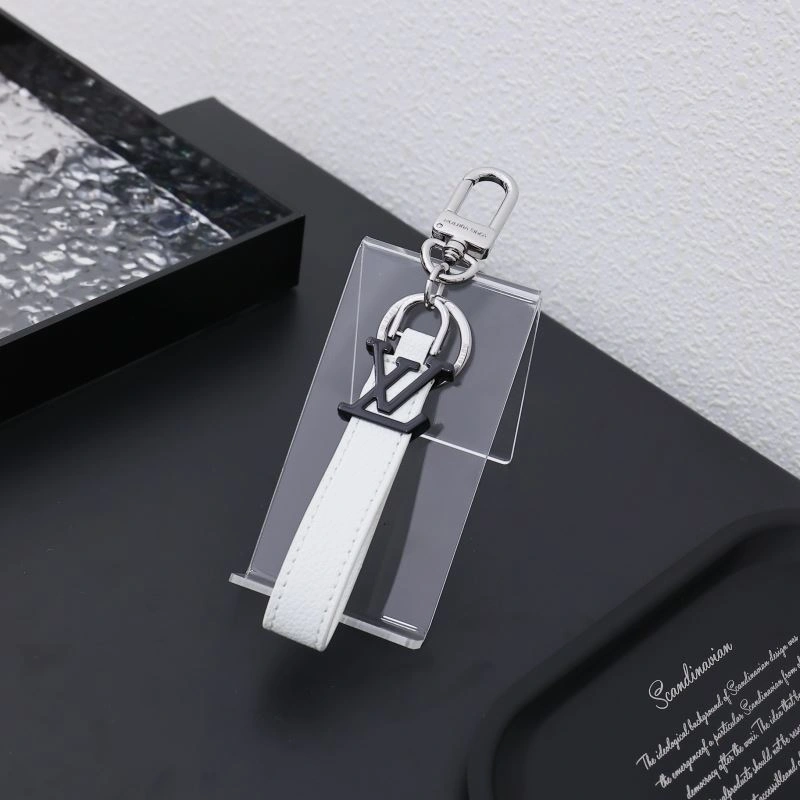 Louis Vuitton Keychains ModernLook 267116