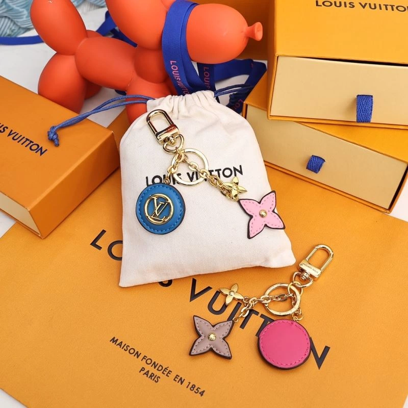 Louis Vuitton Keychains Durable 267137
