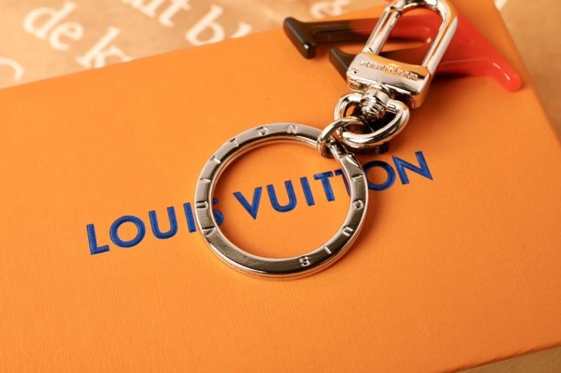 Louis Vuitton Keychains Bright 267112