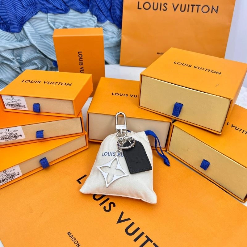 FlexibleFit Louis Vuitton Keychains 267123