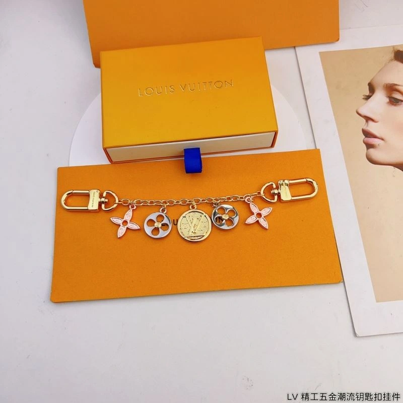 Stylish Louis Vuitton Keychains 264964