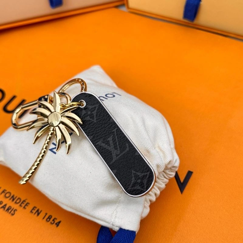 Casual Louis Vuitton Keychains 267097