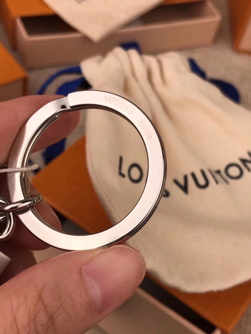 ComfortFit Louis Vuitton Keychains 267094