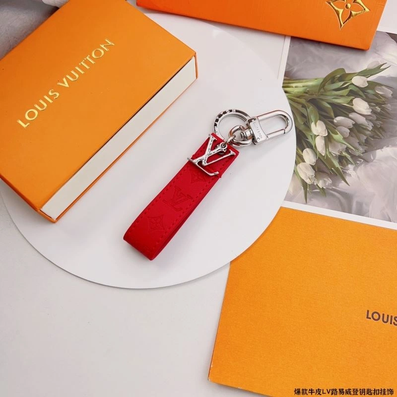 Minimalist Louis Vuitton Keychains 267082