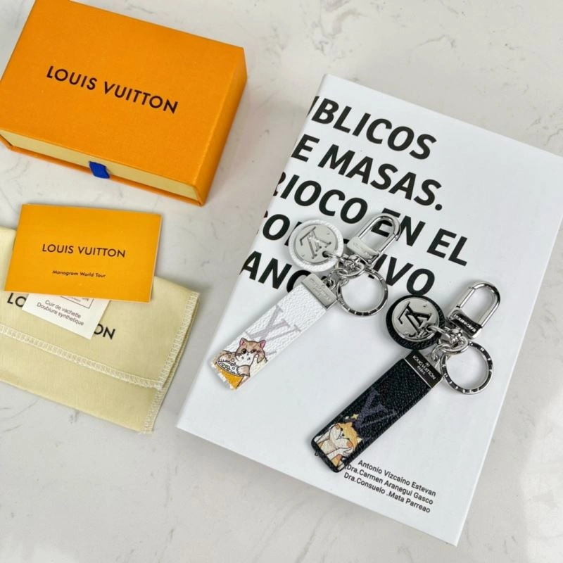 Breathable Louis Vuitton Keychains 267086