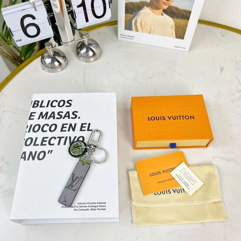 Louis Vuitton Keychains Functional 267063