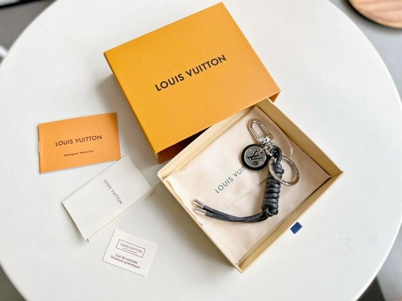 Louis Vuitton Keychains Classic 267040