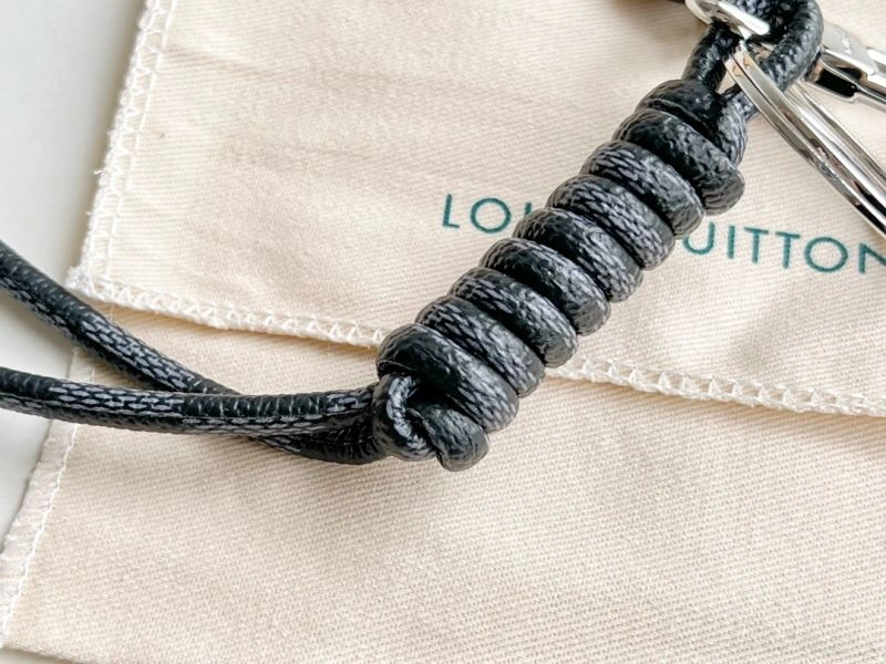 Louis Vuitton Keychains Classic 267040