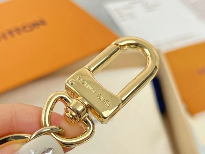 Louis Vuitton Keychains Modern 267059