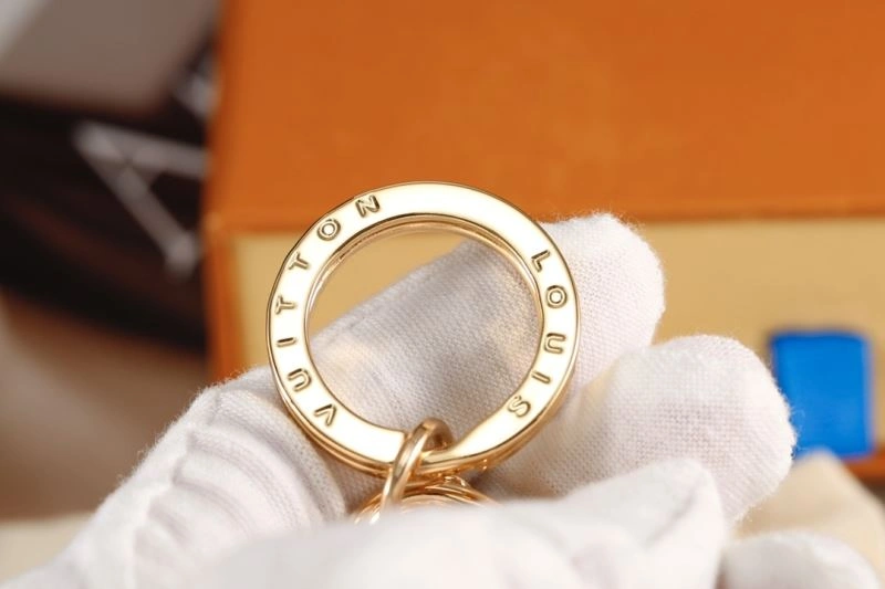 Louis Vuitton Keychains Resilient 267032