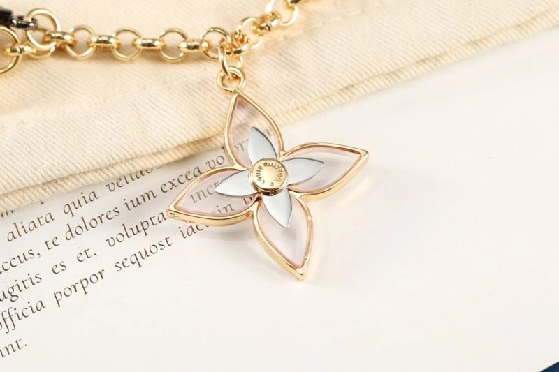 Louis Vuitton Keychains Stretchable 267042