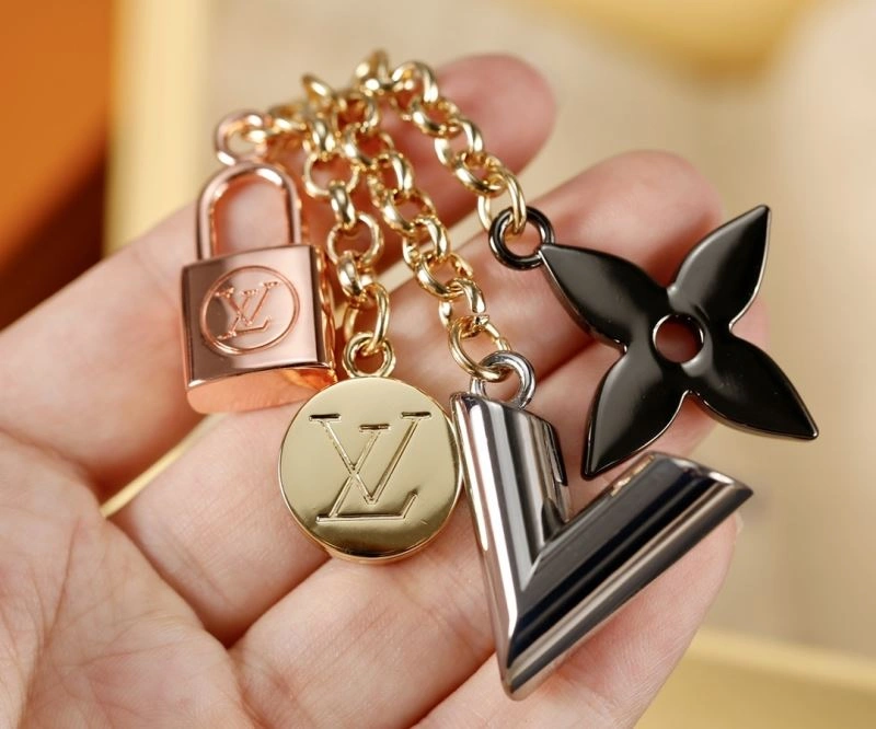 Louis Vuitton Keychains Youthful 267052