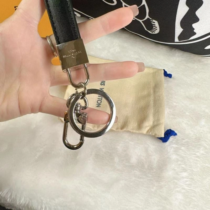 Louis Vuitton Keychains Youthful 265008