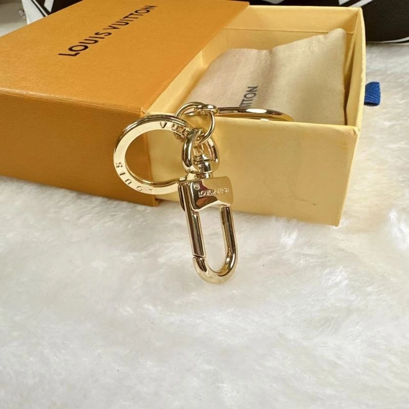 Snug Louis Vuitton Keychains 267055