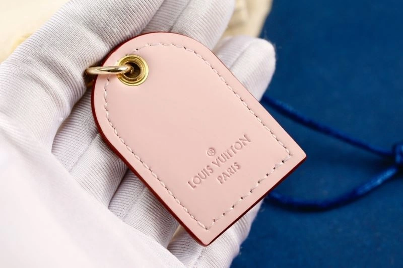 Louis Vuitton Keychains Stretchable 267025