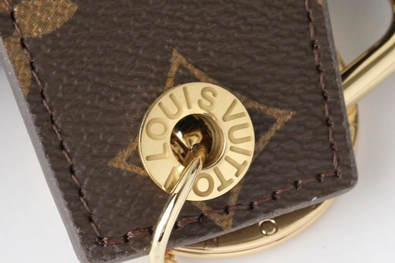 Popular Louis Vuitton Keychains 267004