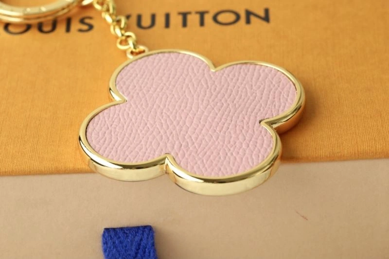 Louis Vuitton Keychains ModernLook 266992