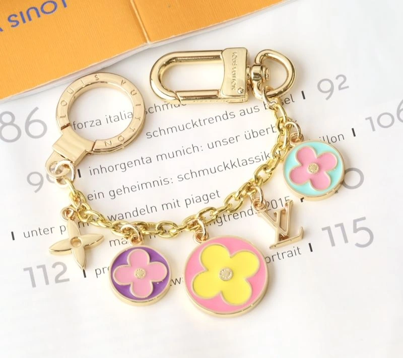 Effortless Louis Vuitton Keychains 266989