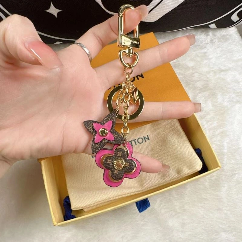 Louis Vuitton Keychains Refined 266995