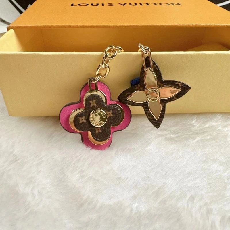 Louis Vuitton Keychains Refined 266995