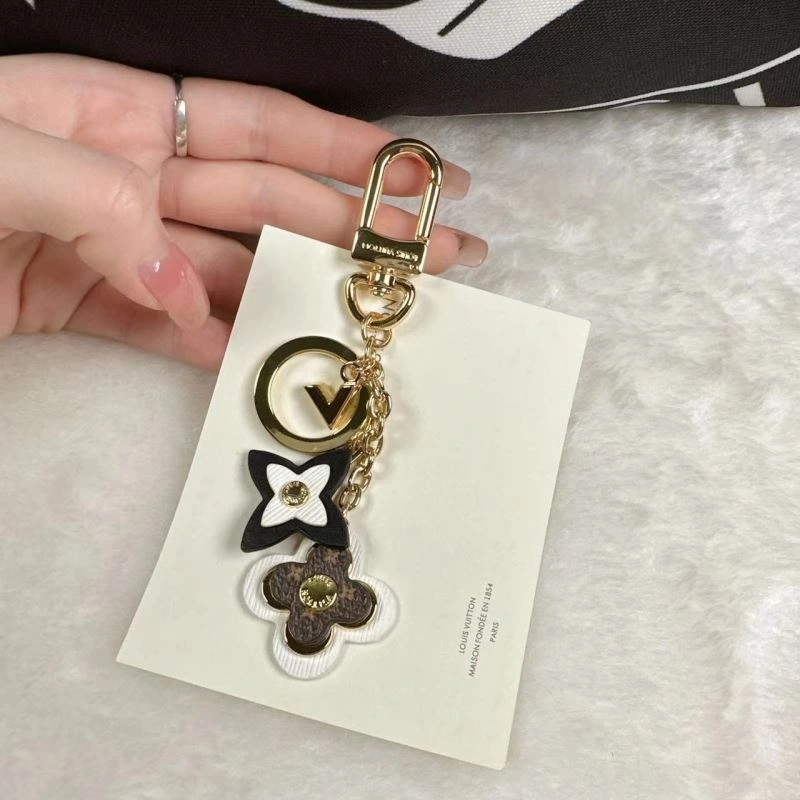 Louis Vuitton Keychains Practical 267001