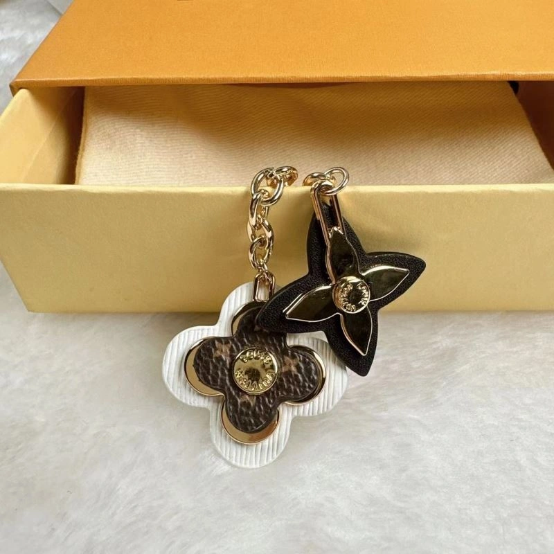 Louis Vuitton Keychains Practical 267001