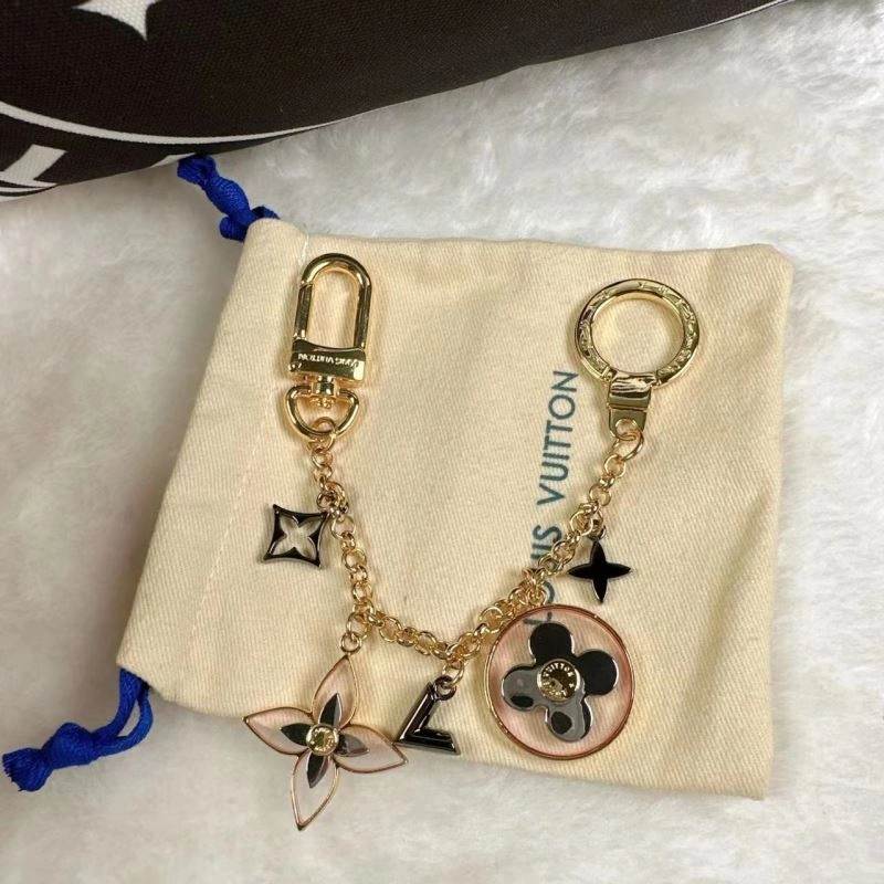 HighPerformance Louis Vuitton Keychains 267005