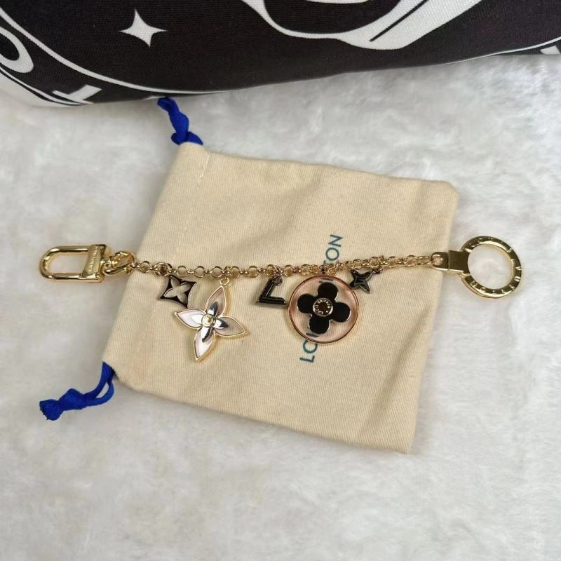 HighPerformance Louis Vuitton Keychains 267005