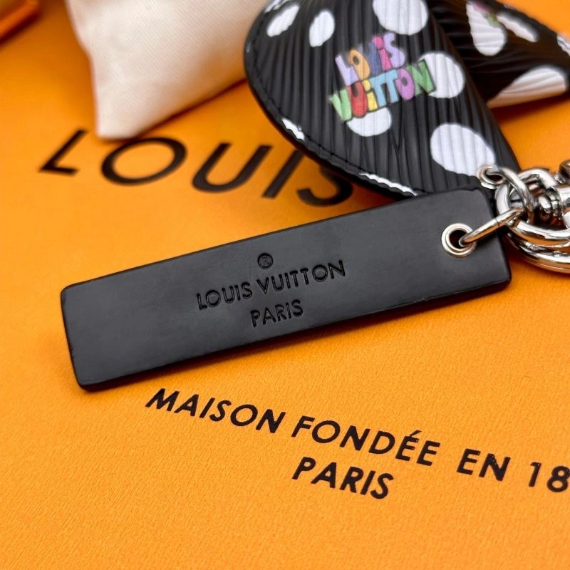 Louis Vuitton Keychains TimelessDesign 267015