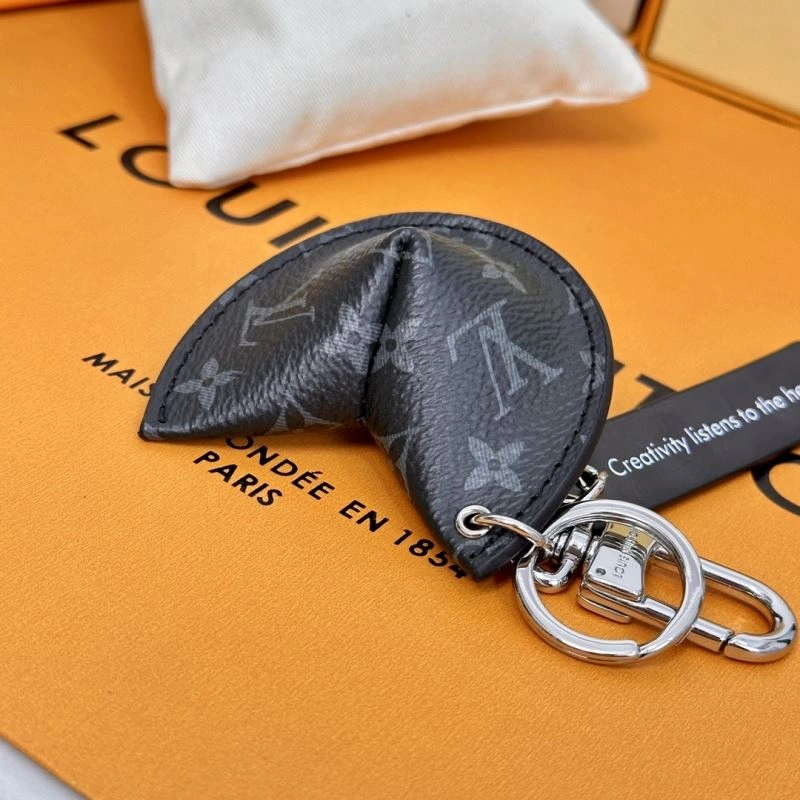 Louis Vuitton Keychains Premium 266986