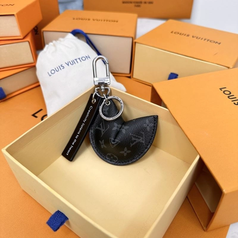 Louis Vuitton Keychains Premium 266986