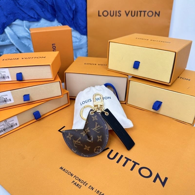 Louis Vuitton Keychains ModernLook 266985