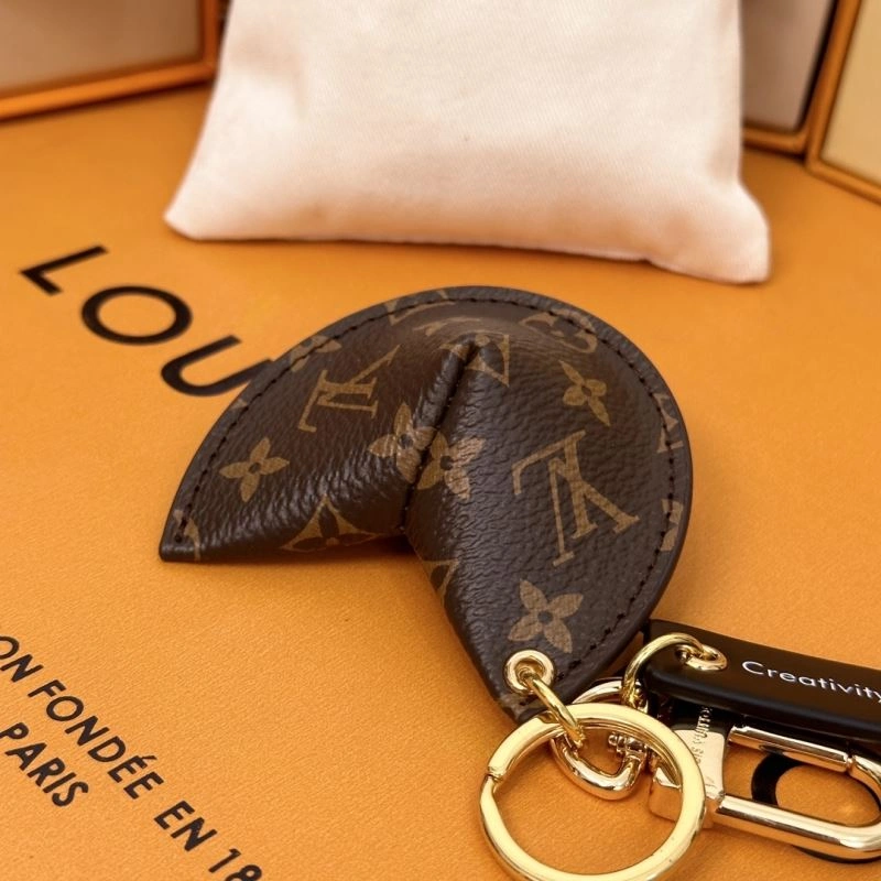 Louis Vuitton Keychains ModernLook 266985