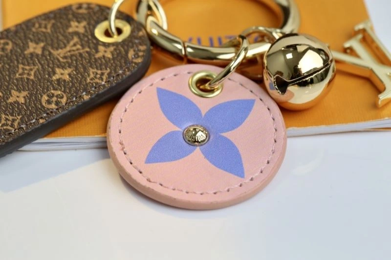 Casual Louis Vuitton Keychains 266953