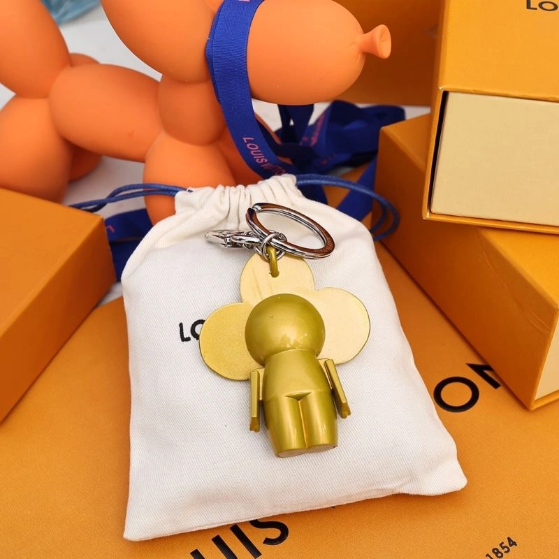 ModernLook Louis Vuitton Keychains 266961