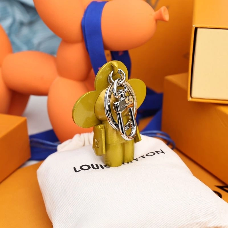ModernLook Louis Vuitton Keychains 266961