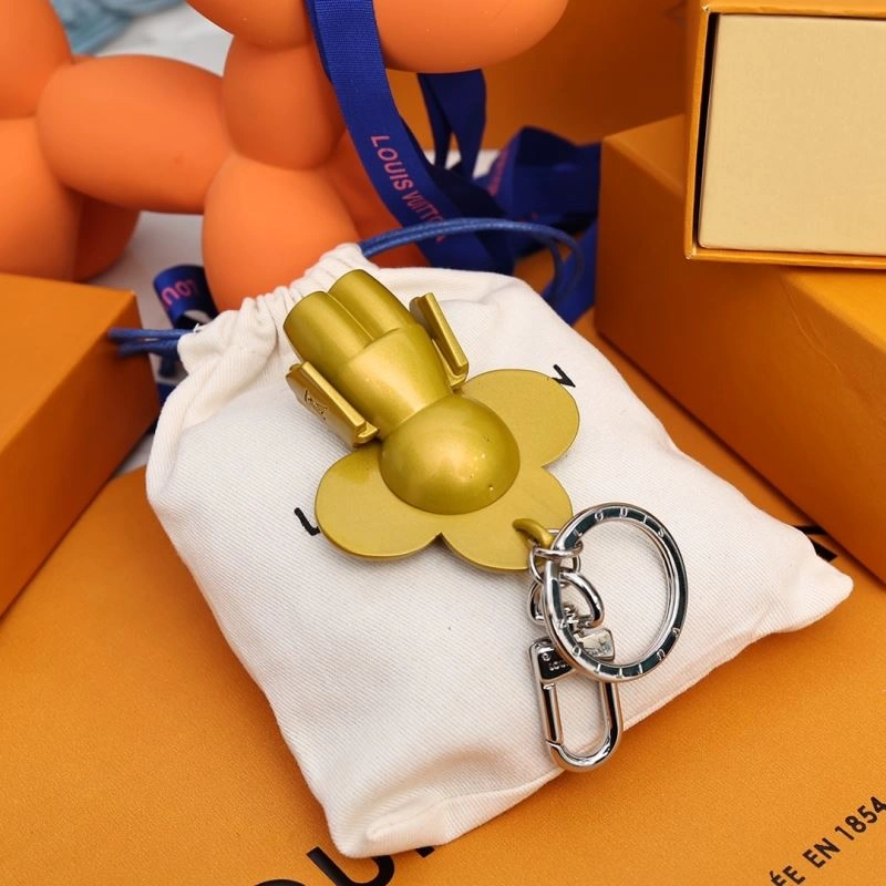 ModernLook Louis Vuitton Keychains 266961