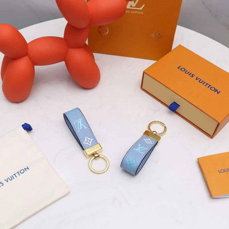 OnTrend Louis Vuitton Keychains 266949
