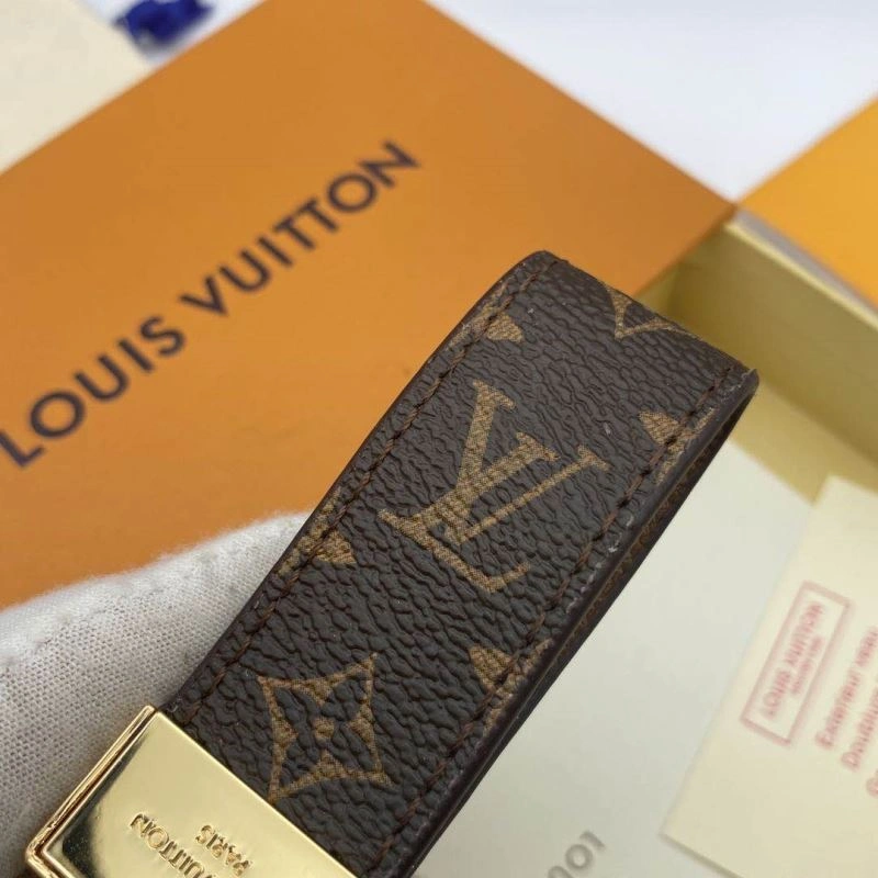 Louis Vuitton Keychains Sophisticated 266942
