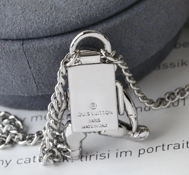 Resilient Louis Vuitton Keychains 266906