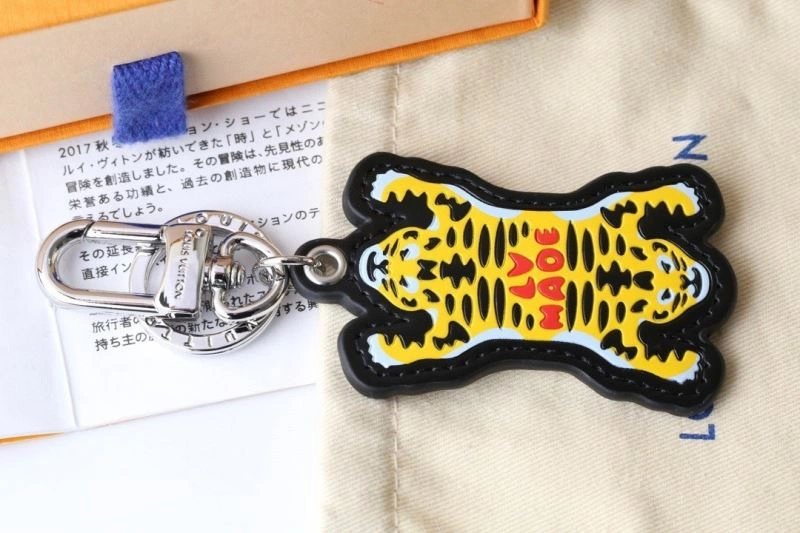 Louis Vuitton Keychains Sophisticated 266889