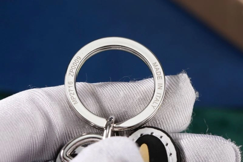 OdorResistant Louis Vuitton Keychains 266885