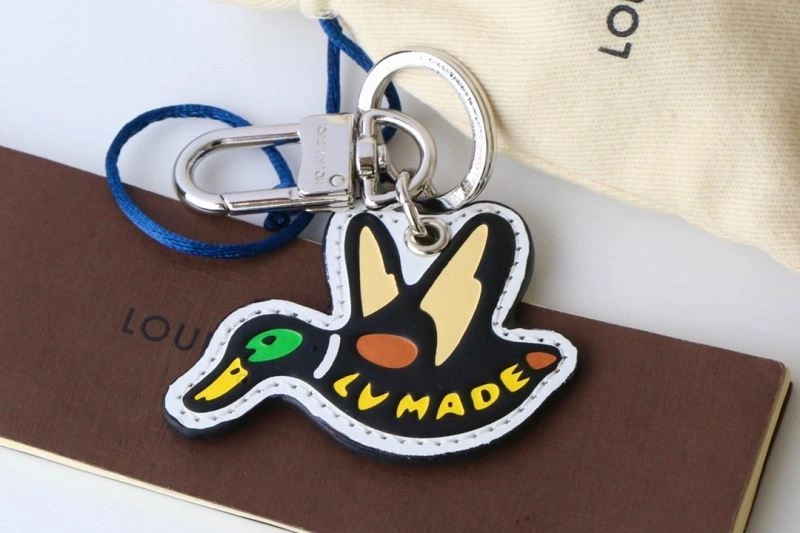 OdorResistant Louis Vuitton Keychains 266885