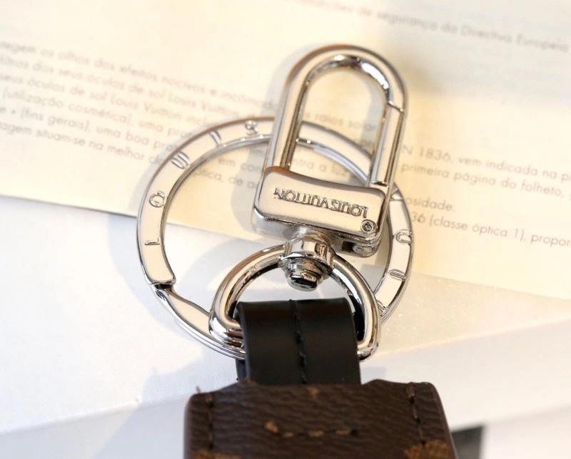 Louis Vuitton Keychains Stretchable 266870