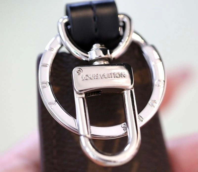 Louis Vuitton Keychains Stretchable 266870